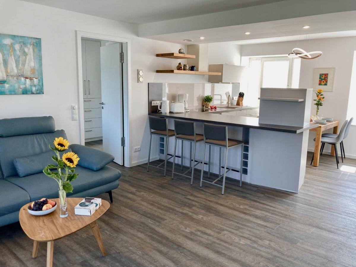 Erstvermietung: Ein Katzensprung zum Meer - 3 Zi, 2 Bäder, Balkon Ostseebad Ostseebad Binz Exterior foto