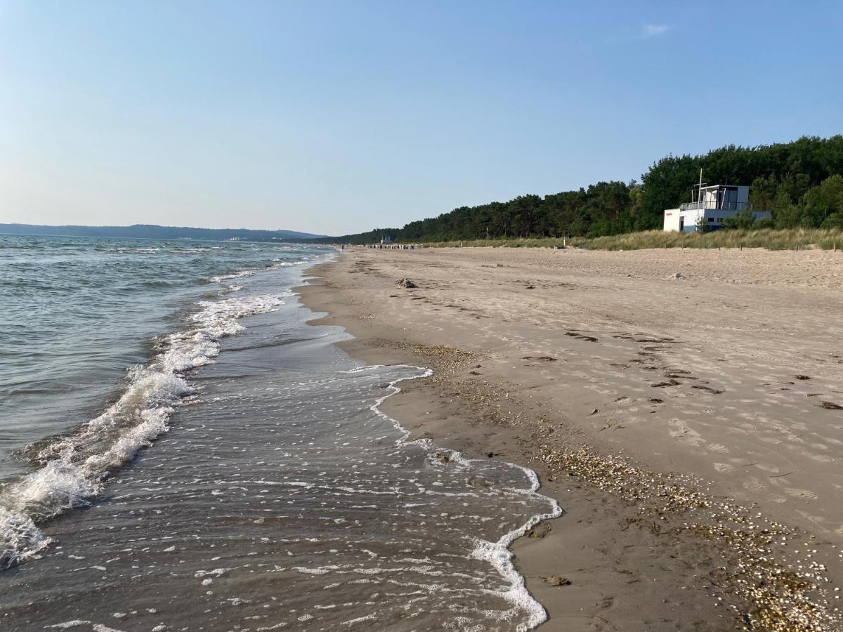 Erstvermietung: Ein Katzensprung zum Meer - 3 Zi, 2 Bäder, Balkon Ostseebad Ostseebad Binz Exterior foto