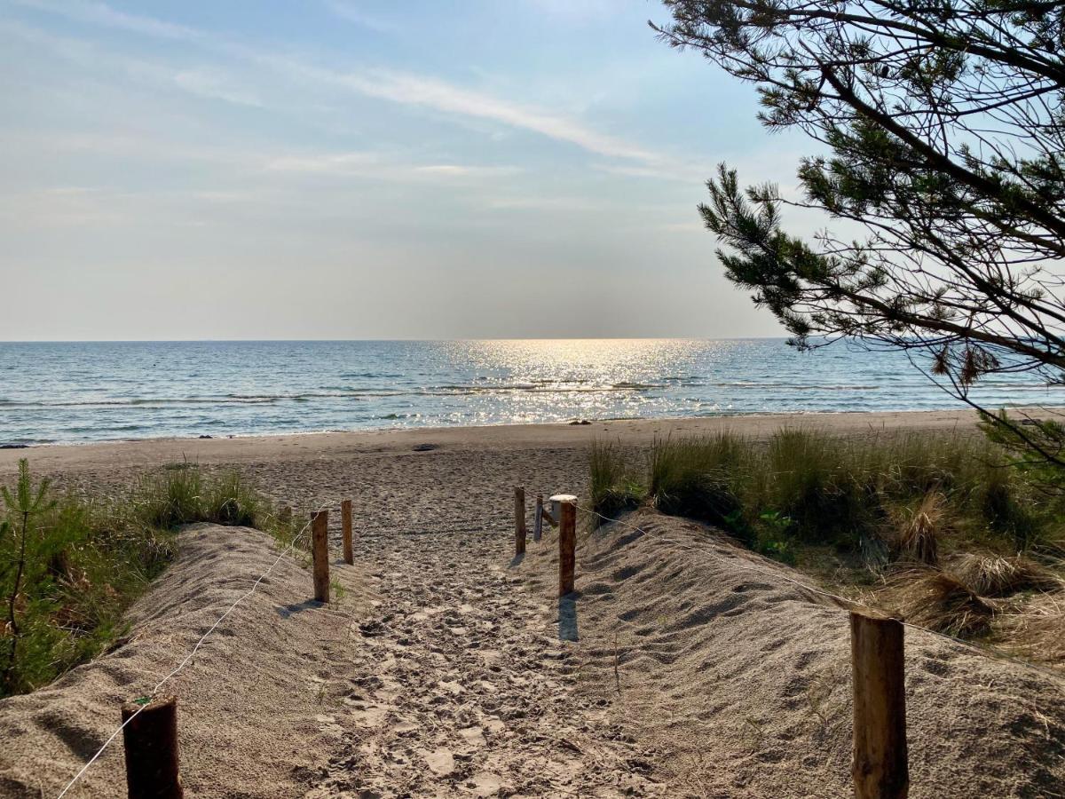 Erstvermietung: Ein Katzensprung zum Meer - 3 Zi, 2 Bäder, Balkon Ostseebad Ostseebad Binz Exterior foto